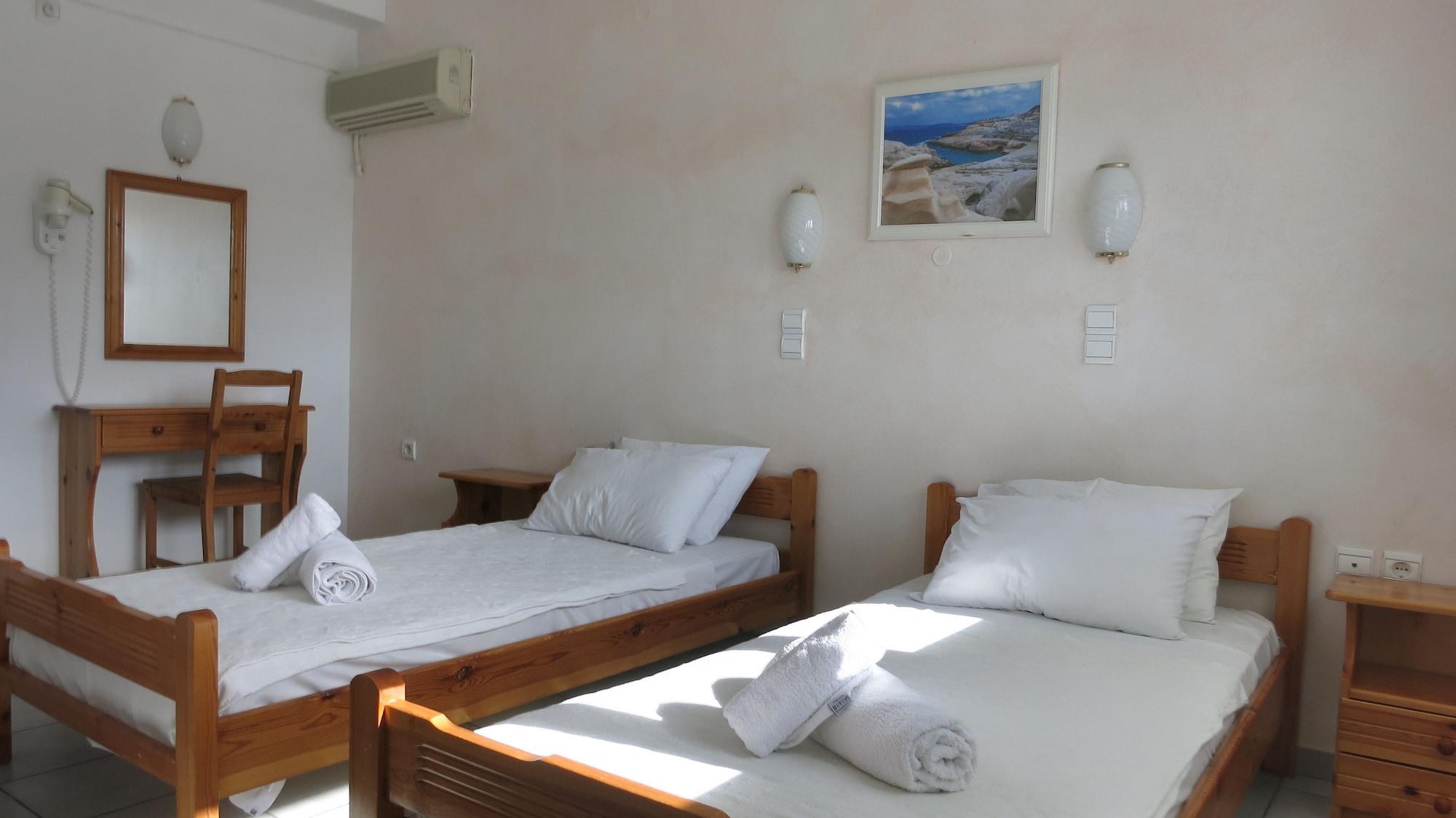 Lagada Beach Hotel Adamantas  Exterior photo