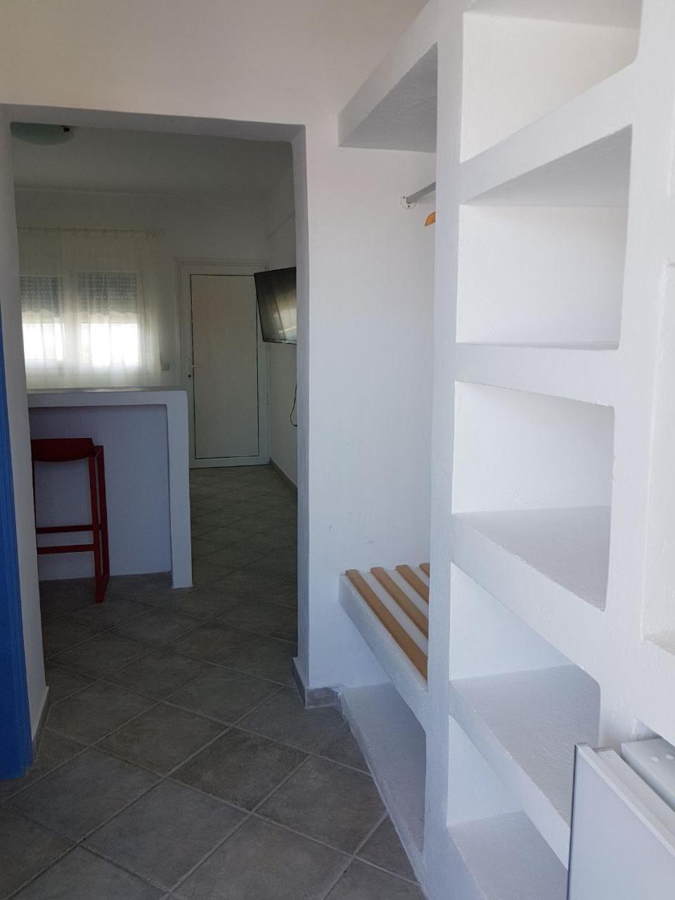 Lagada Beach Hotel Adamantas  Exterior photo