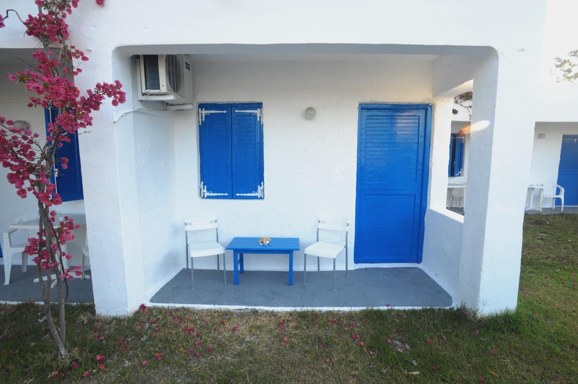 Lagada Beach Hotel Adamantas  Exterior photo